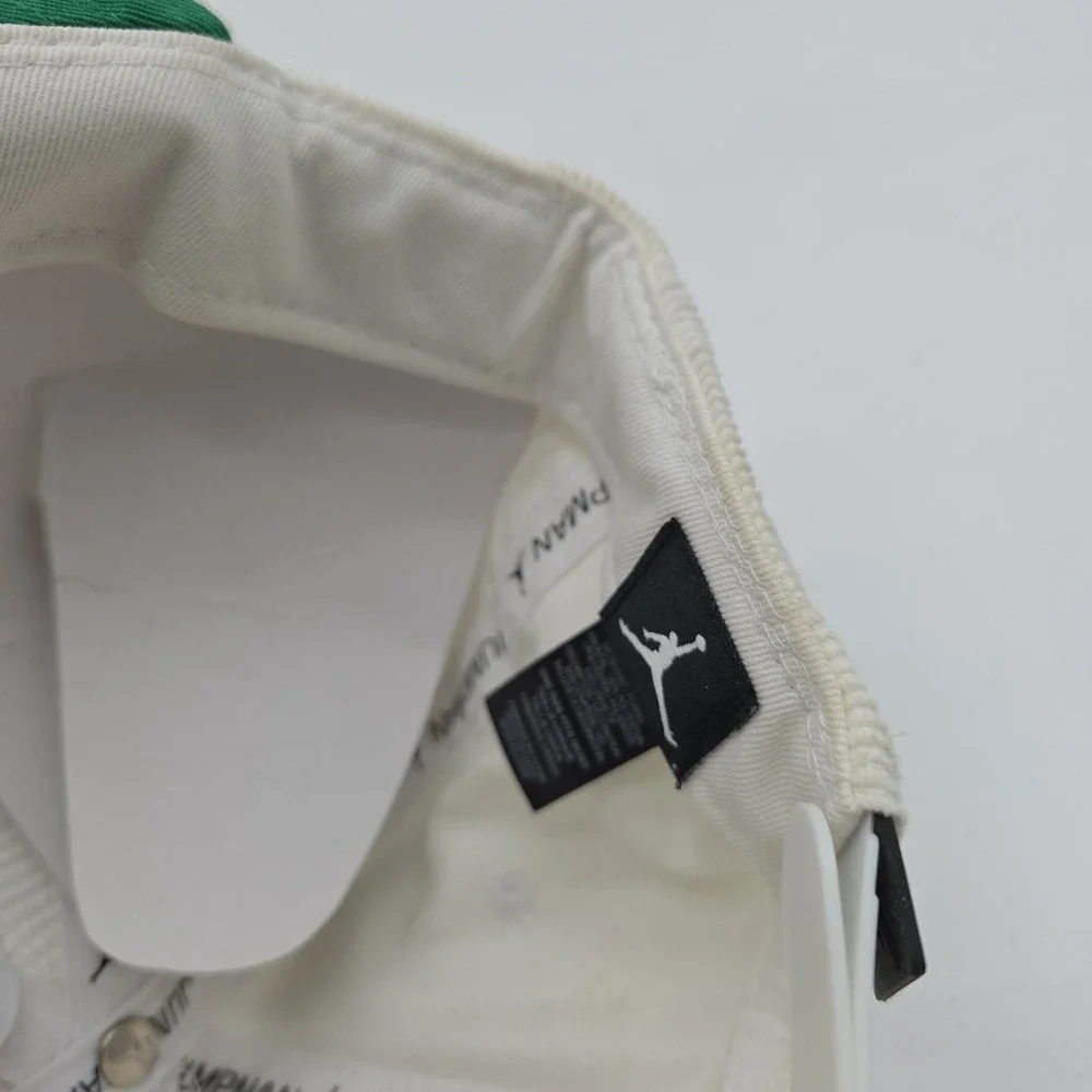 Gatorade x Air Jordan Hat Men White Green Corduroy Jumpman Snap Back Cap New
